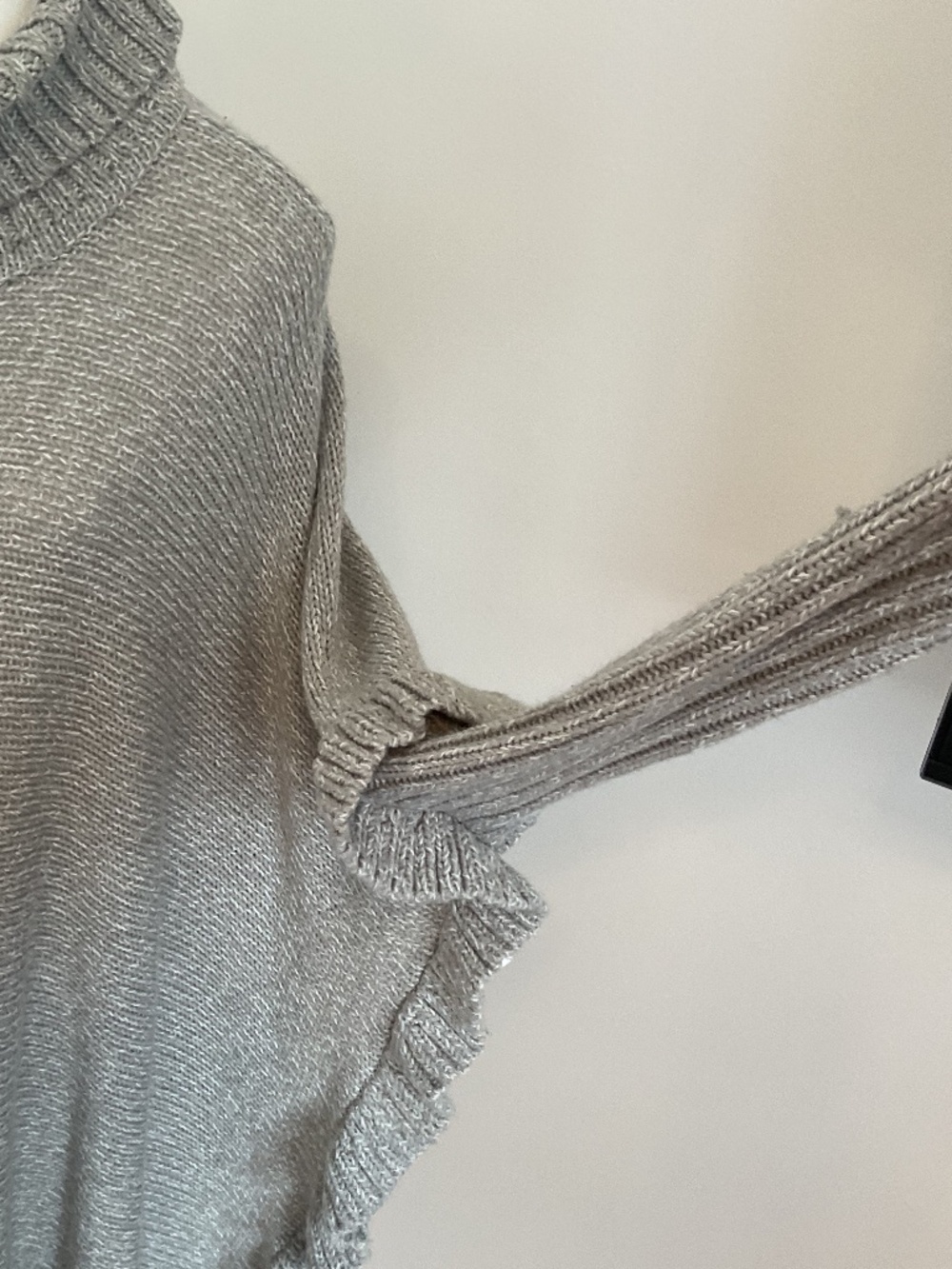 2 FOR $12! 💐Ardene Turtleneck Poncho w Sleeves and Ruffled Hem - Picture 4 of 4